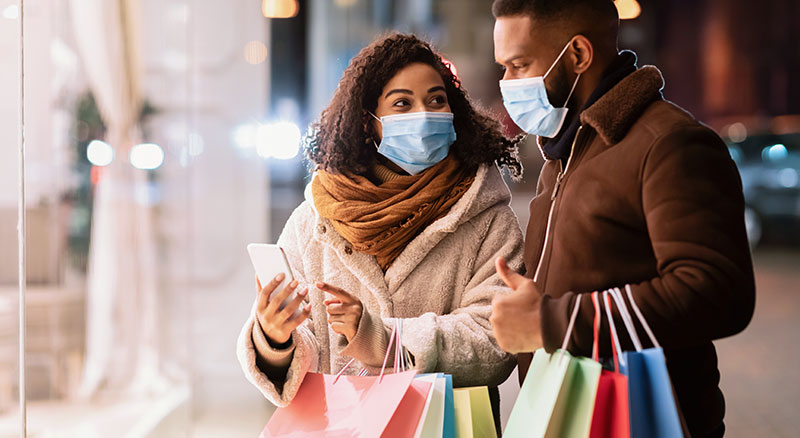 Everlytic | Blog | 5 Good Reasons to Use Email Marketing for Your Retail Store | African Couple Doing Shopping | Blog Image